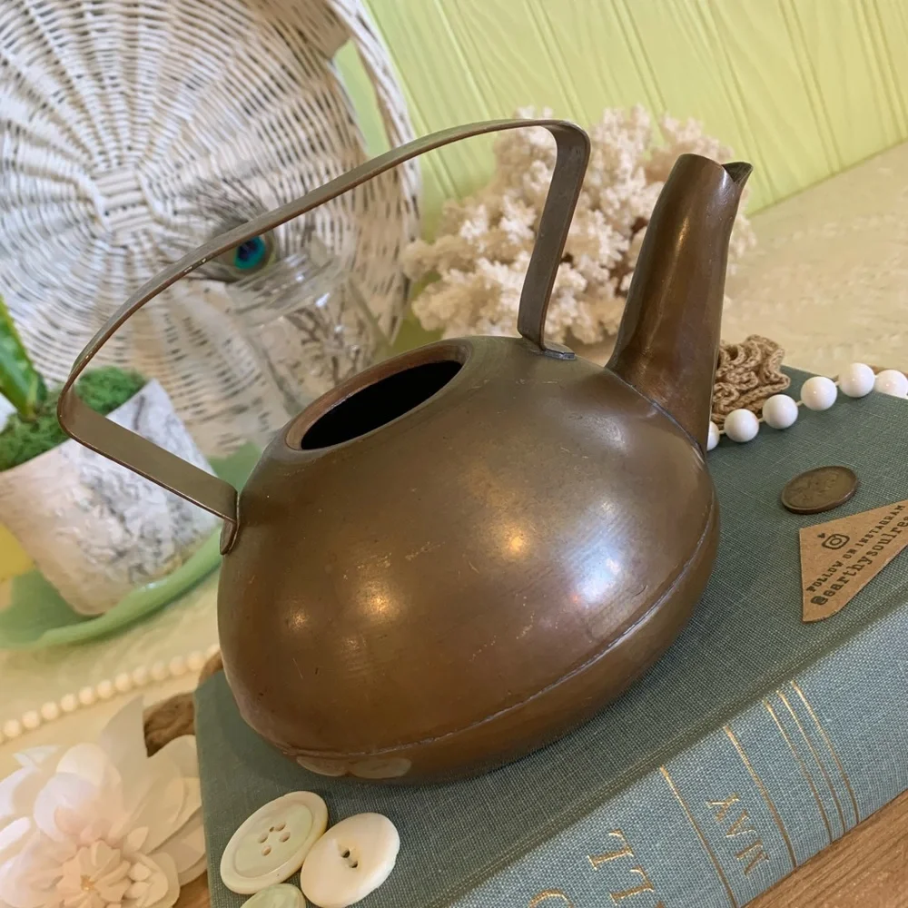 Vintage Copper Teapot 🫖 Unique Home Decor / Gift / Kitchen / Earthy - Picture 11 of 11